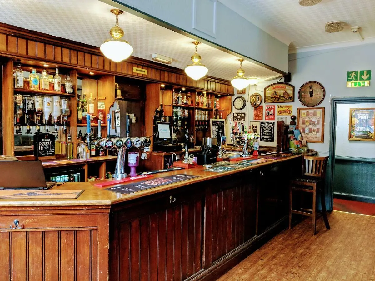 The Railway Hotel Cardiff Inn