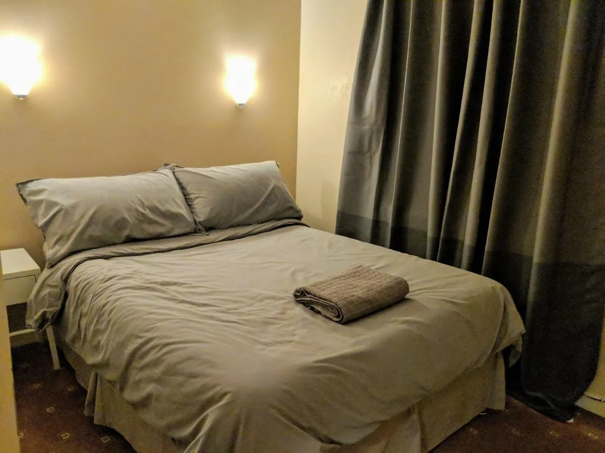 The Railway Hotell Cardiff